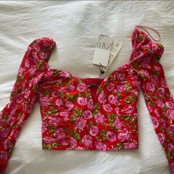Zara red & pink floral Long sleeve blouse size Small NWT #121 - Picture 6 of 11